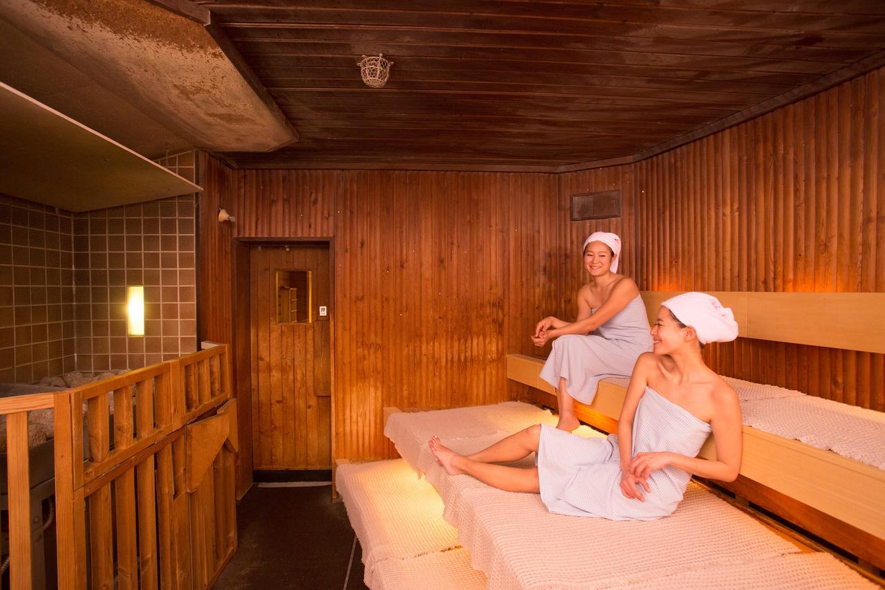 New Japan Lady'S Capsule Hotel Осака Экстерьер фото